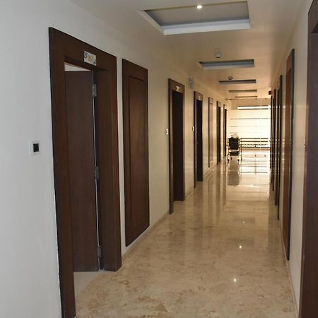 Wisteria Blue Hotel Samarda Kaliāsot Екстериор снимка