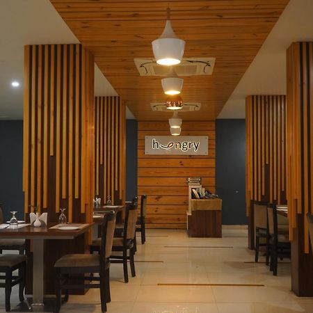Wisteria Blue Hotel Samarda Kaliāsot Екстериор снимка