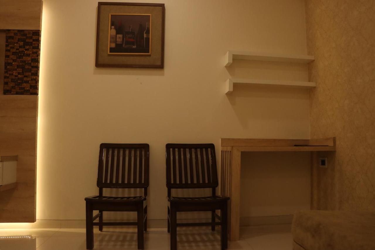 Wisteria Blue Hotel Samarda Kaliāsot Екстериор снимка