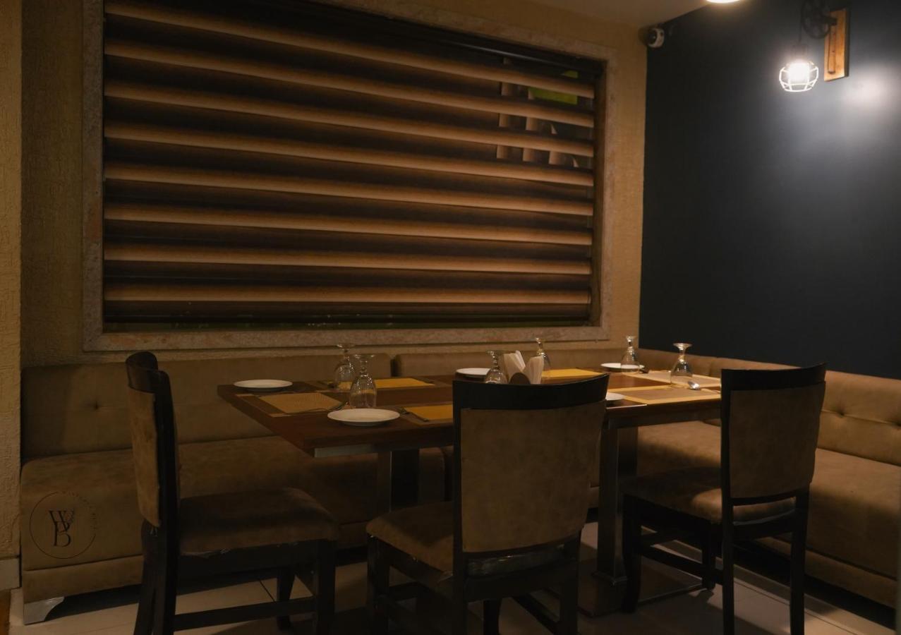 Wisteria Blue Hotel Samarda Kaliāsot Екстериор снимка