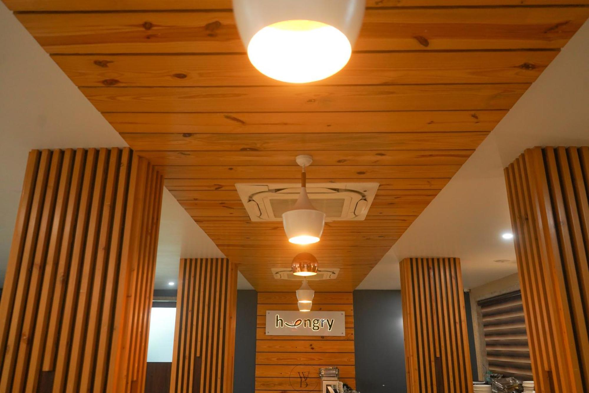 Wisteria Blue Hotel Samarda Kaliāsot Екстериор снимка
