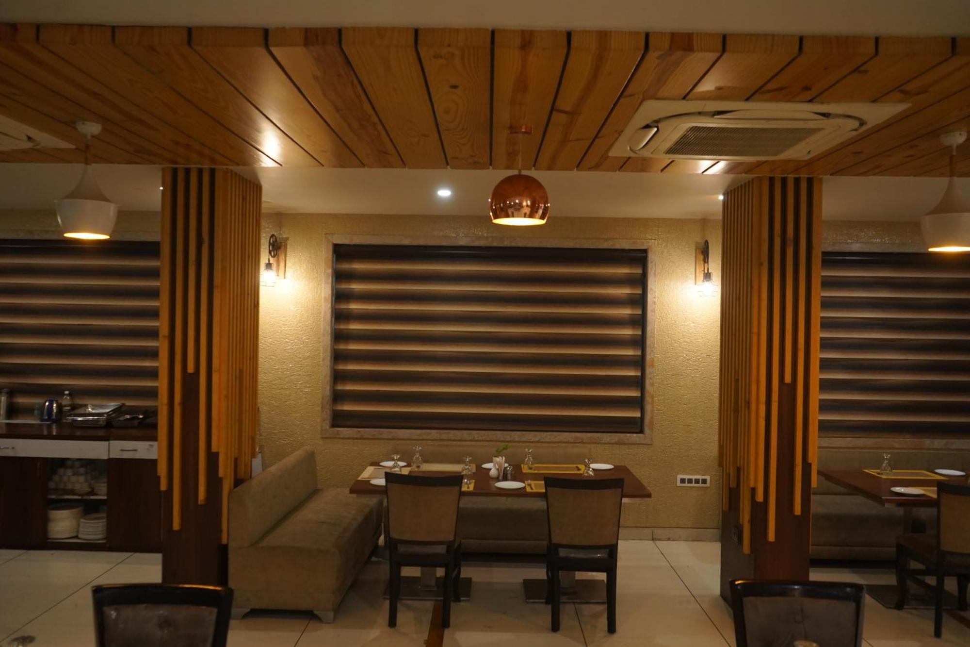 Wisteria Blue Hotel Samarda Kaliāsot Екстериор снимка