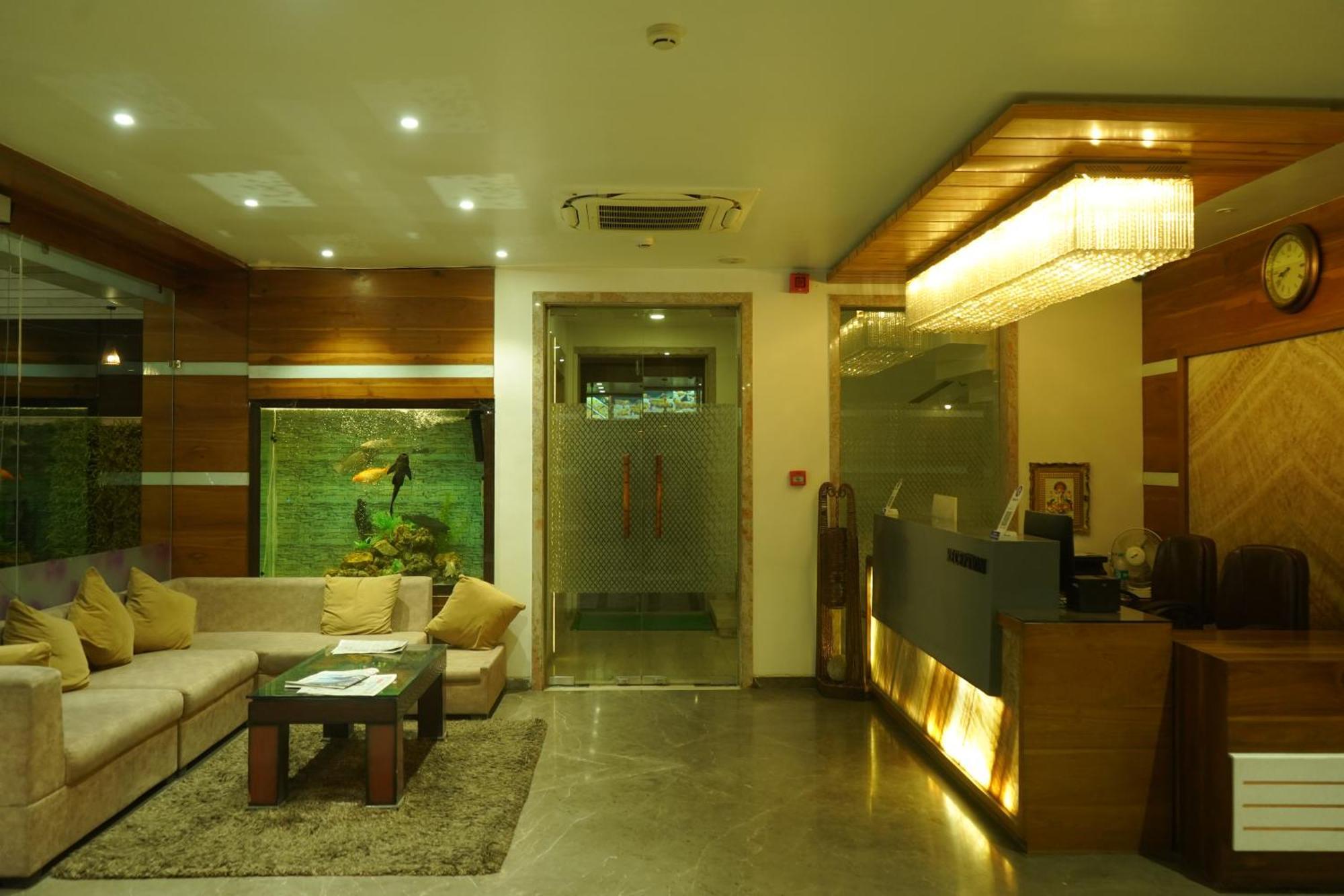 Wisteria Blue Hotel Samarda Kaliāsot Екстериор снимка